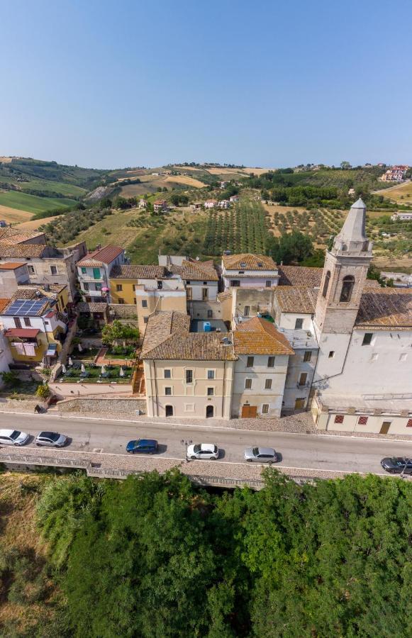 Hotel Osteria Palazzo Ducale Castilenti Esterno foto
